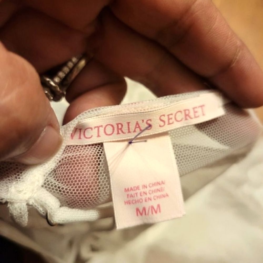 Victoria Secret Lace Lingerie White Size M - Picture 6 of 6